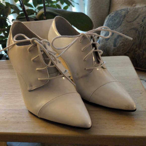 JEFFREY CAMPBELL ankle white booties 7.5 - Picture 5 of 10